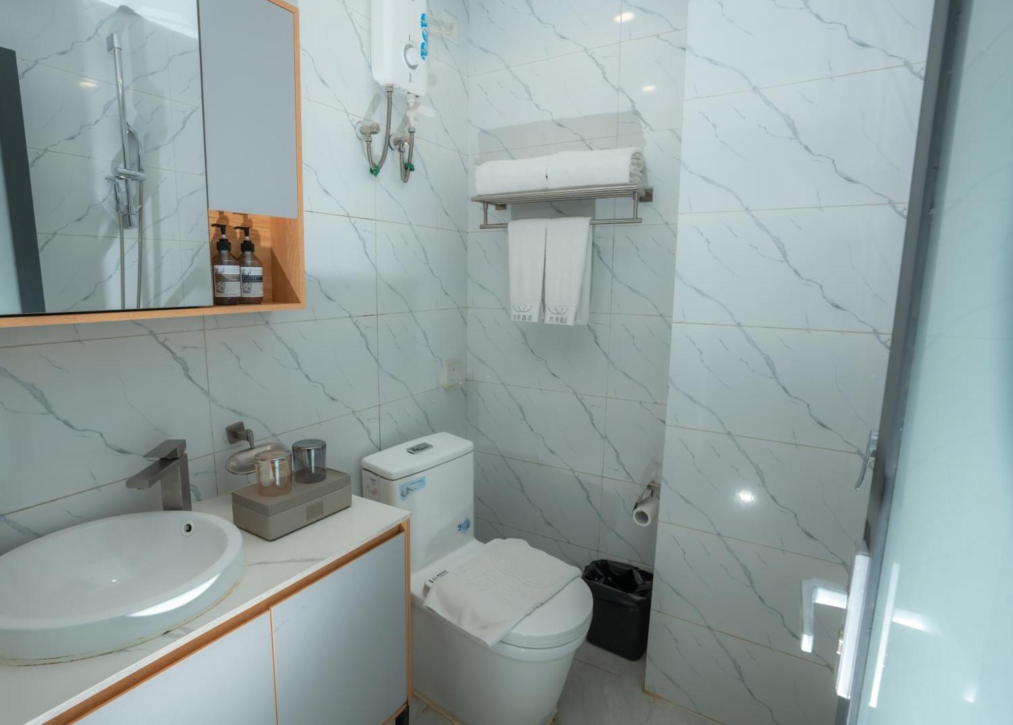 Ark House Hotel Phnompen Kültér fotó